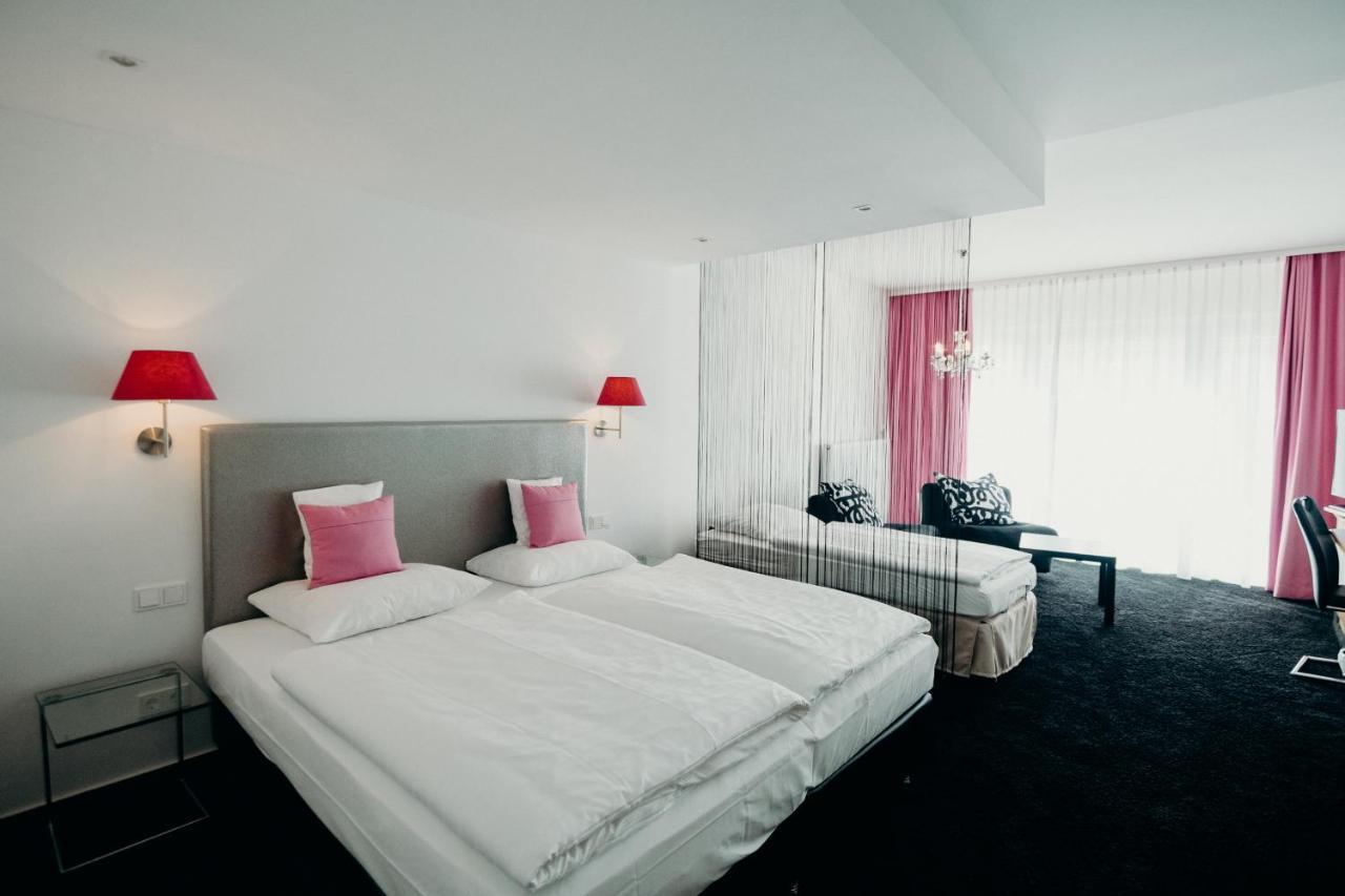 Hotel Crystal Saarbrücken Exteriér fotografie
